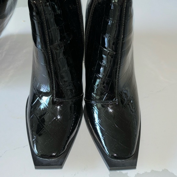 EUC Princess Poly Faux Black Patent Leather Crocodile Boots 7 MSRP $80 - Picture 4 of 12